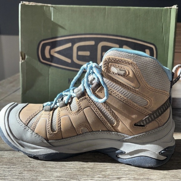 Keen Leather Hiking Boots NIB - Picture 1 of 10